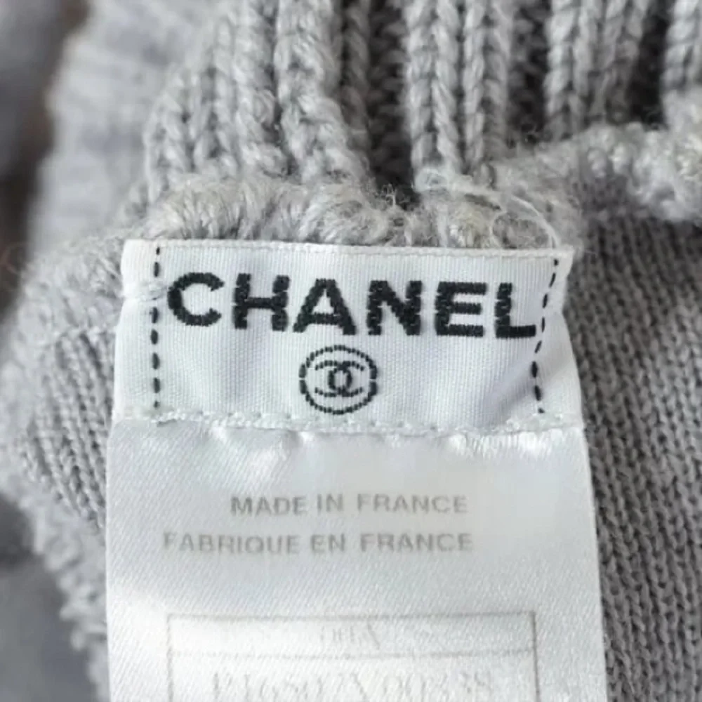 Authentic CHANEL Chocolate bar gray wool turtleneck knit sweater size 38